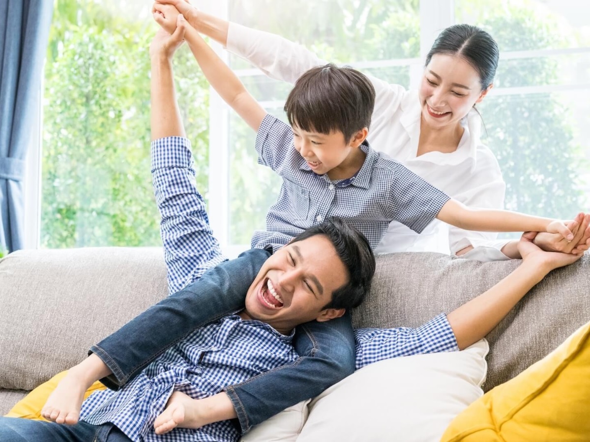  what is an insurance broker